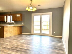 401 Shetland St in Ogden, KS - Building Photo - Building Photo