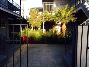 Parkview in Carson, CA - Building Photo - Other