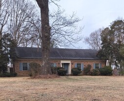 160 Small Rd in Randleman, NC - Building Photo