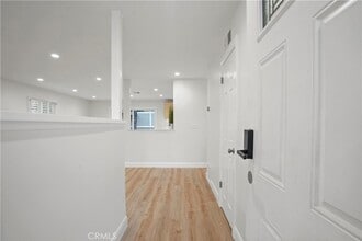 11640 Gothic Ave in Los Angeles, CA - Building Photo - Building Photo
