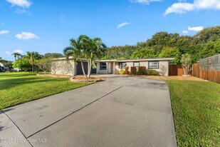 1565 Venus St in Merritt Island, FL - Building Photo