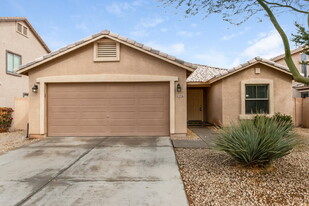 2726 E Desert Rose Trail