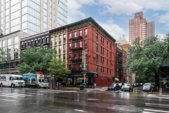 1779 First Ave in New York, NY - Building Photo - Primary Photo