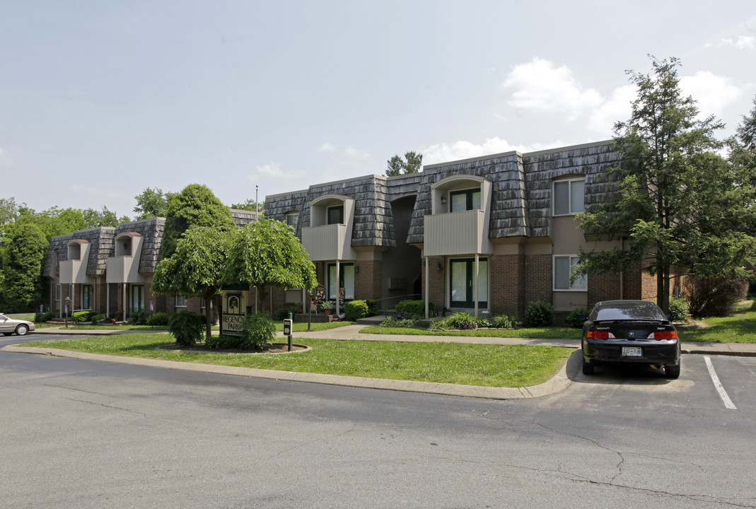 Regency Park Apartments in Clarksville, TN - Foto de edificio