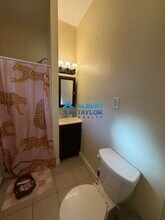 8 Eldora St, Unit 3 in Boston, MA - Foto de edificio - Building Photo