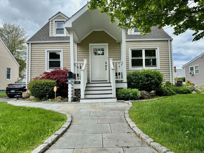 property at 33 Emerson St