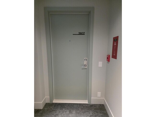 13573-1398A 98a Ave in Surrey, BC - Building Photo - Building Photo