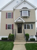 249 Main St in Woodbridge, NJ - Building Photo