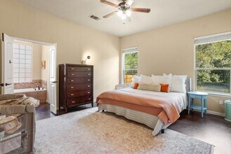172 Kaelepulu Dr in Bastrop, TX - Building Photo - Building Photo
