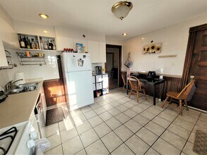 9 Raven St, Unit 2 in Boston, MA - Building Photo - Building Photo