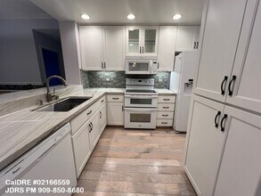 2243 Martin in Irvine, CA - Building Photo - Building Photo
