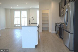 129 Heyford Dr in Stephenson, VA - Building Photo - Building Photo