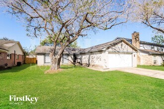 5327 Enchanted Mist Dr in Humble, TX - Foto de edificio - Building Photo