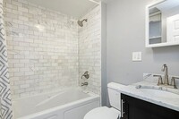 29 Grove St, Unit 1 in Boston, MA - Building Photo - Building Photo