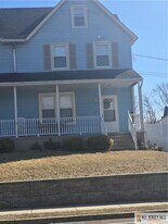 23 Maple St in Helmetta, NJ - Building Photo