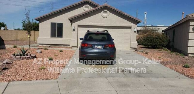 property at 16906 N Briarwood Dr