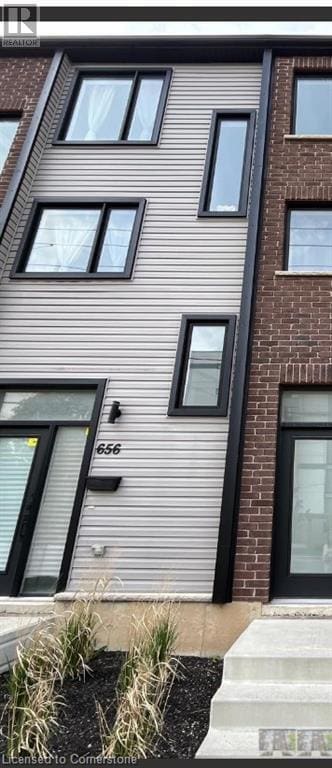 property at 650 Victoria St N