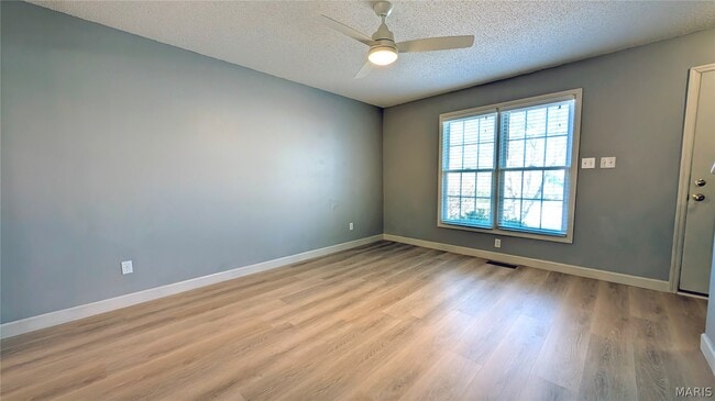 247 New Richmond Dr in Wentzville, MO - Building Photo - Building Photo