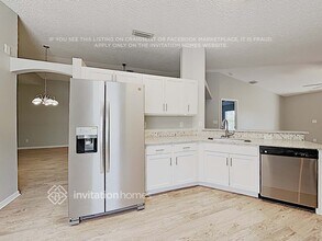 2107 Deercroft Dr in Melbourne, FL - Foto de edificio - Building Photo