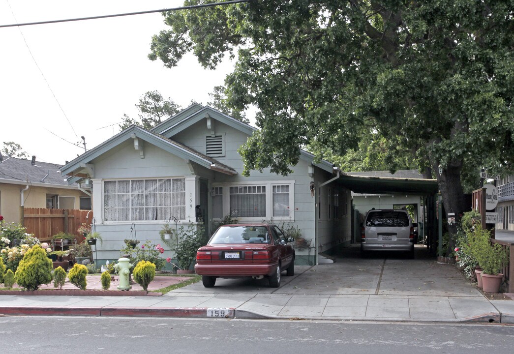 159 Oak Ave in Redwood City, CA - Building Photo