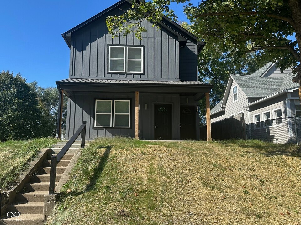 2612 Boulevard Pl in Indianapolis, IN - Building Photo
