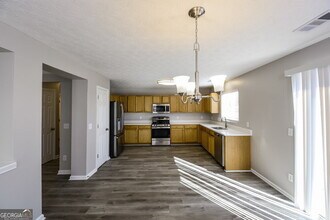 106 Silver Bow Ln in Dallas, GA - Building Photo - Building Photo