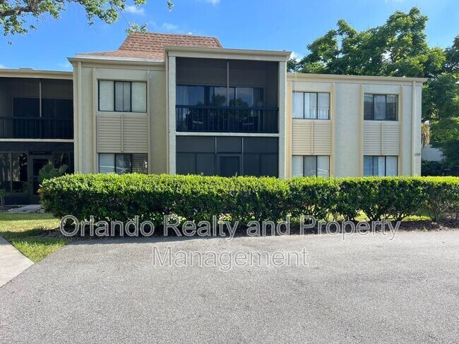 3288 S Semoran Blvd in Orlando, FL - Building Photo - Building Photo