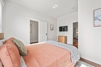 1 Oak St in Saratoga Springs, NY - Building Photo - Building Photo