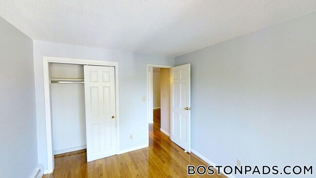 14 Murdock St in Somerville, MA - Foto de edificio - Building Photo