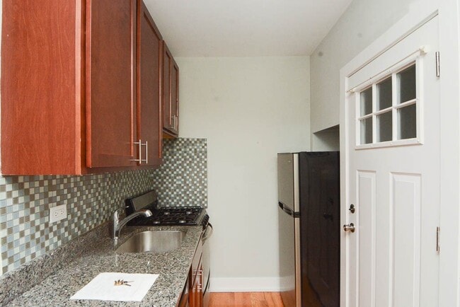 2830 N Mildred Ave in Chicago, IL - Building Photo - Building Photo