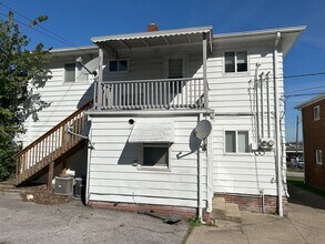 7405 Marlborough Ave in Parma, OH - Building Photo - Building Photo