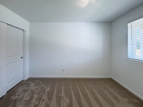 25263 Todd Way in Veneta, OR - Building Photo - Building Photo
