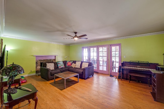 2251 Markham Ave in Thousand Oaks, CA - Building Photo - Building Photo