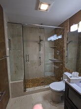 604 Marseilles Cir in Buffalo Grove, IL - Building Photo - Building Photo