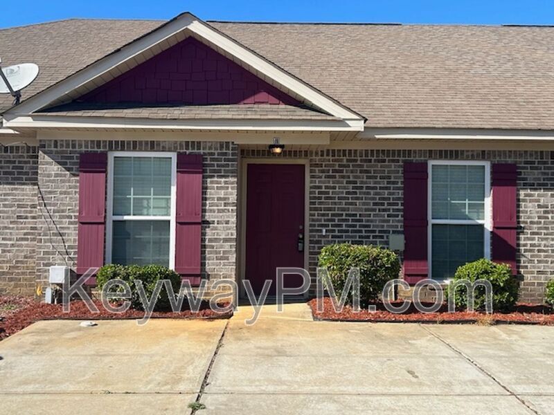 111 Village Run in Harlem, GA - Building Photo