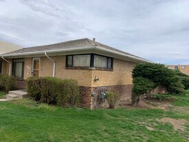 1624 Akron St, Unit 1624 Duplex in Aurora, CO - Building Photo