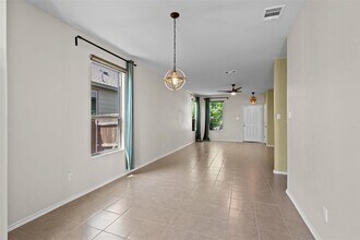 133 Carlina Lp in Liberty Hill, TX - Building Photo - Building Photo