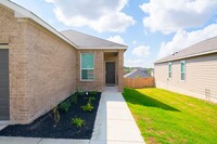 15322 Oceanus Dr in San Antonio, TX - Foto de edificio - Building Photo