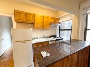 1269 Commonwealth Ave, Unit 4 in Boston, MA - Building Photo - Building Photo