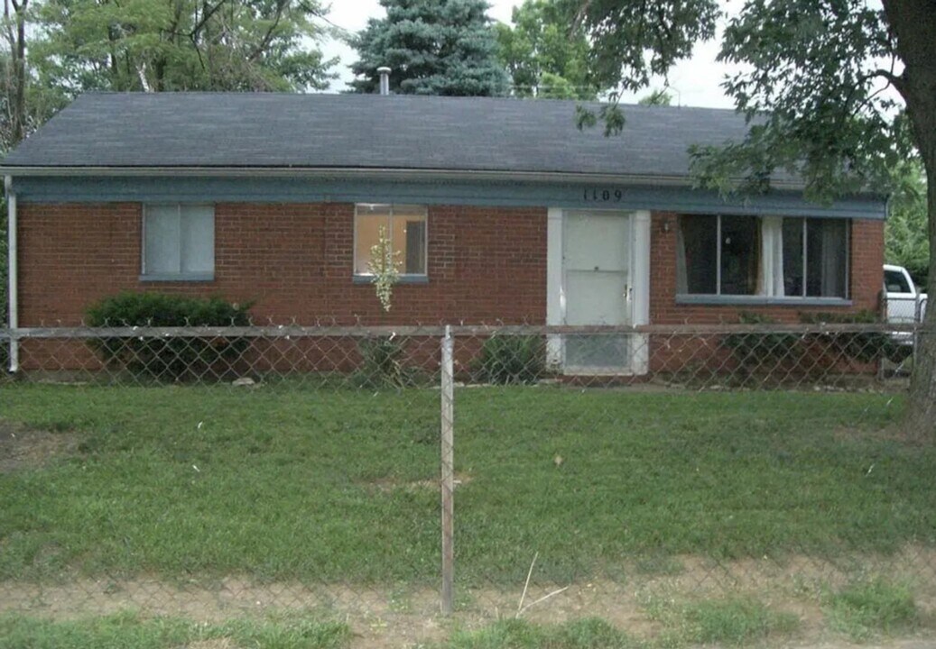 1109 Birch Dr in Lexington, KY - Building Photo