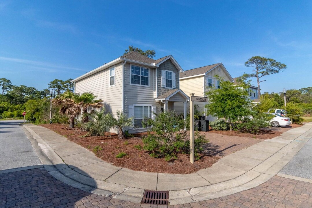 7 Barbados Ln in Inlet Beach, FL - Building Photo