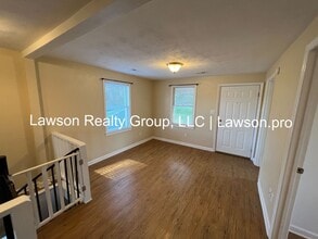 318 Giles Ave in Vinton, VA - Building Photo - Building Photo