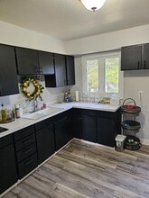 904 W Divide Ave in Bismarck, ND - Building Photo - Building Photo