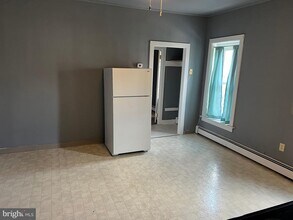 400 E Philadelphia Ave in Boyertown, PA - Building Photo - Building Photo