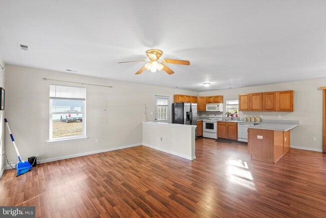 property at 16197 Thomas Rd