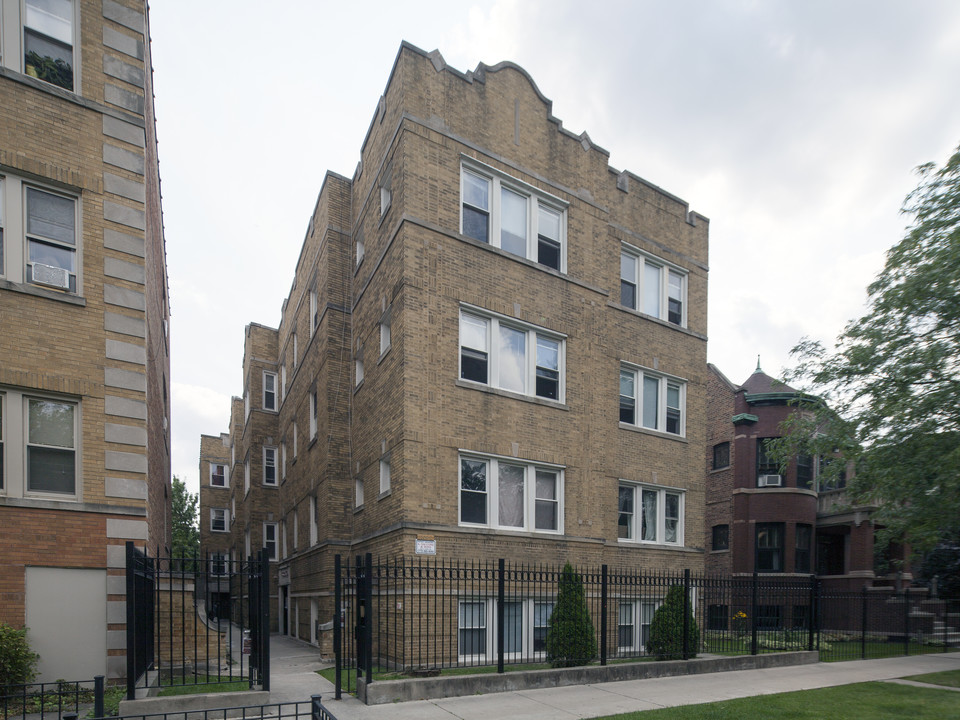 3309 W Palmer St in Chicago, IL - Building Photo