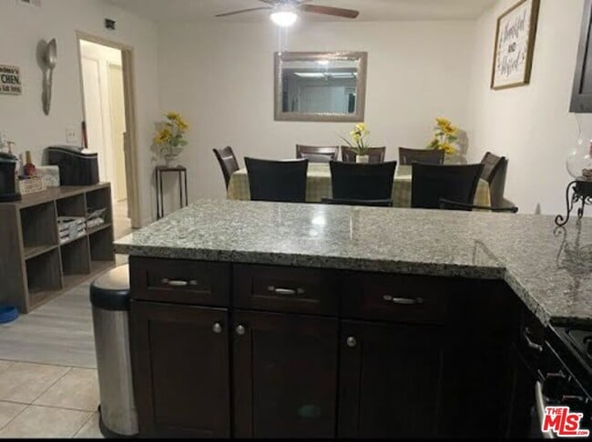 1110 Hull Pl in Oxnard, CA - Building Photo - Building Photo