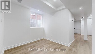 1121 Foxglove Pl in Mississauga, ON - Building Photo - Building Photo