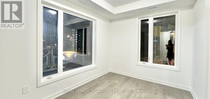 1650 Victoria Park Ave in Toronto, ON - Building Photo - Building Photo