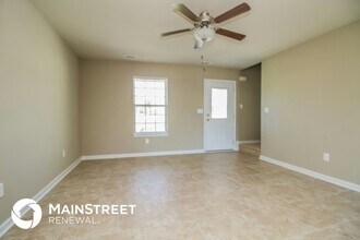 102 Chyntara Dr in La Vergne, TN - Building Photo - Building Photo